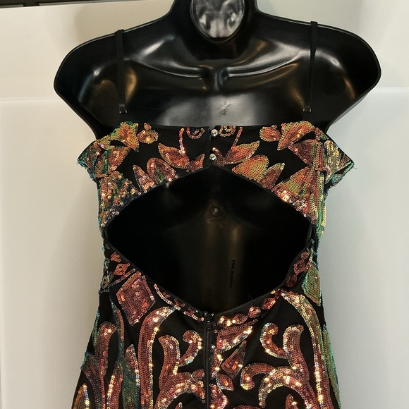 Windsor Sequins Iridescent Mini Special Occasion Homecoming Dress Medium Formal - Picture 4 of 7